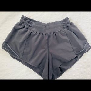 Lululemon | black hotty hots
